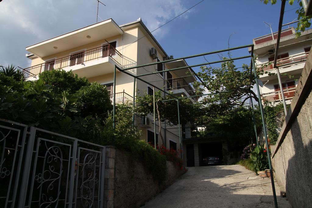 Apartments Gugolj M&M Χέρτσεγκ Νόβι Εξωτερικό φωτογραφία