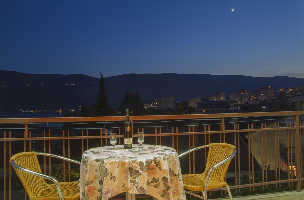 Apartments Gugolj M&M Χέρτσεγκ Νόβι Εξωτερικό φωτογραφία